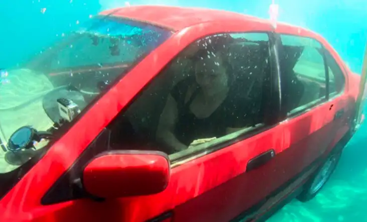 carsinking